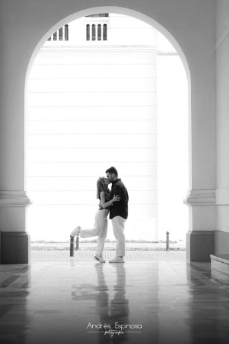 Pre_boda-blanco_y_negro-casco_antiguo-1305